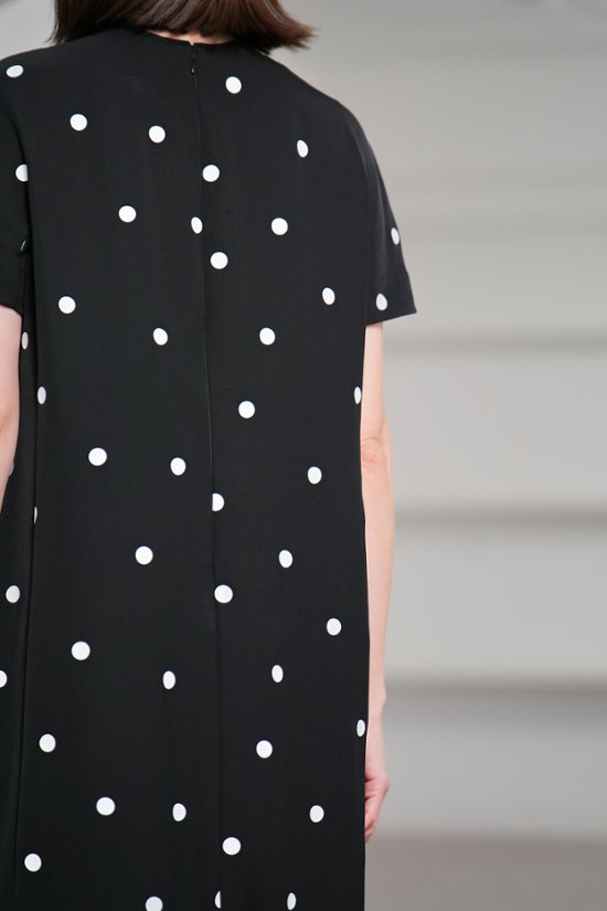 【5月末-6月中旬デリバリー予定】Manon Dot Black/White画像
