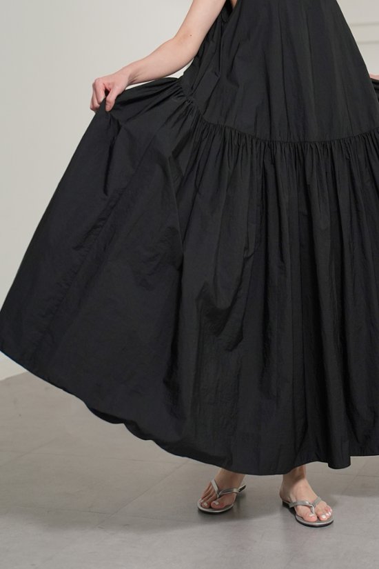 【5月末-6月中旬デリバリー予定】Nadia Black画像