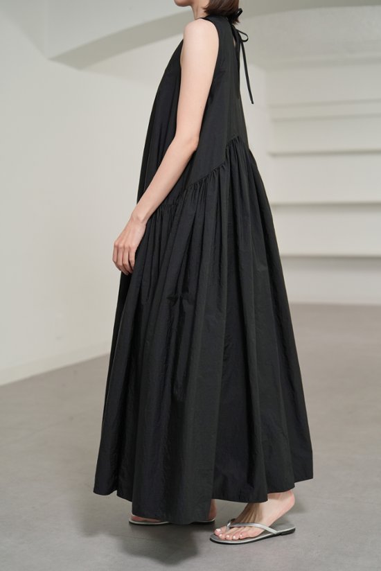 【5月末-6月中旬デリバリー予定】Nadia Black画像