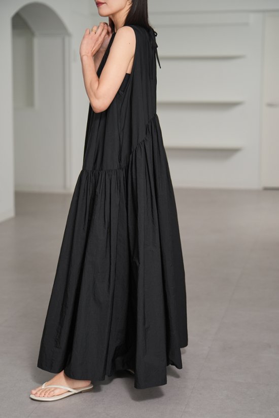 【5月末-6月中旬デリバリー予定】Nadia Black画像