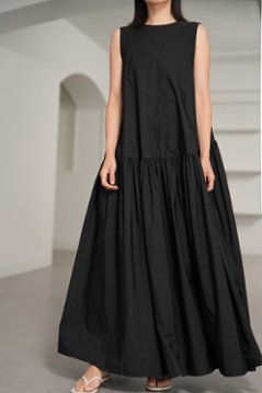 【5月末-6月中旬デリバリー予定】Nadia Black画像