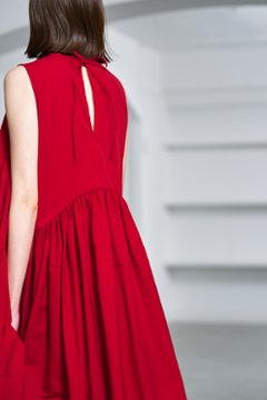 【5月末-6月中旬デリバリー予定】Nadia Red画像