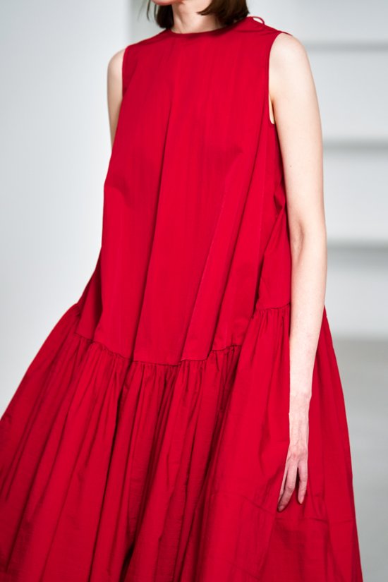 【5月末-6月中旬デリバリー予定】Nadia Red画像