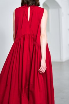 【5月末-6月中旬デリバリー予定】Nadia Red画像