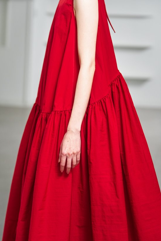 【5月末-6月中旬デリバリー予定】Nadia Red画像