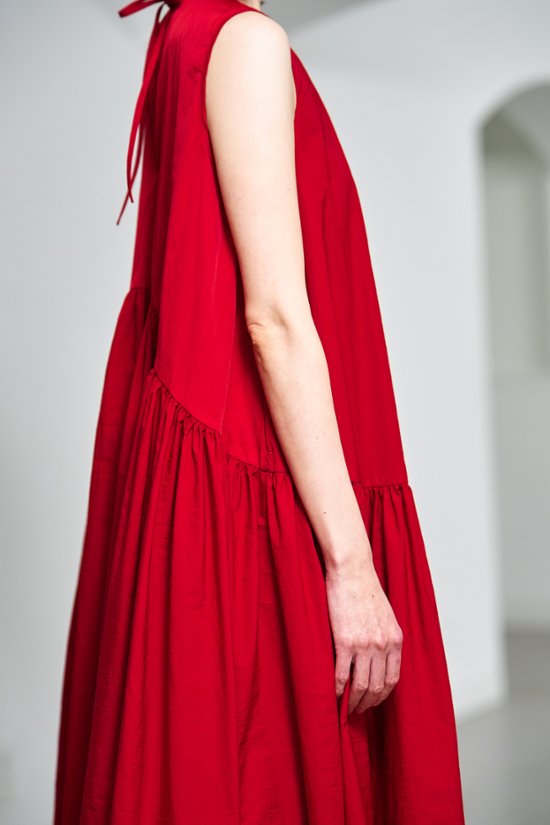 【5月末-6月中旬デリバリー予定】Nadia Red画像