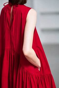 【5月末-6月中旬デリバリー予定】Nadia Red画像