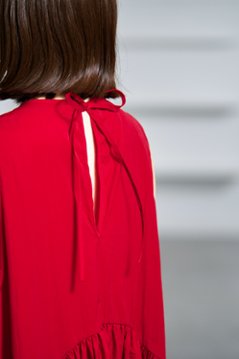 【5月末-6月中旬デリバリー予定】Nadia Red画像