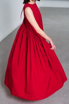 【5月末-6月中旬デリバリー予定】Nadia Red画像