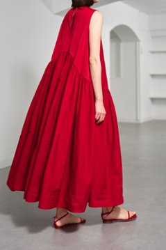 【5月末-6月中旬デリバリー予定】Nadia Red画像