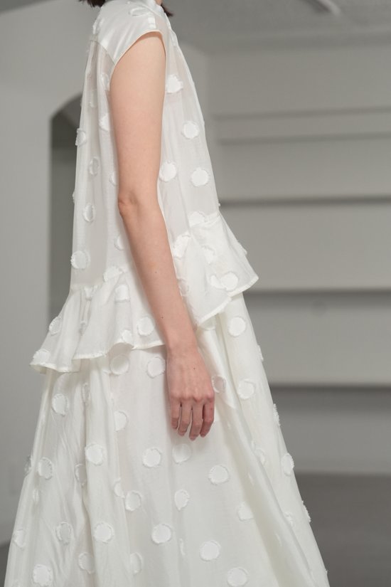 【6月中旬-6月末デリバリー予定】Leslie Dot White画像