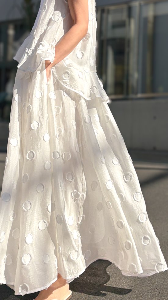 【6月中旬-6月末デリバリー予定】Leslie Dot White画像