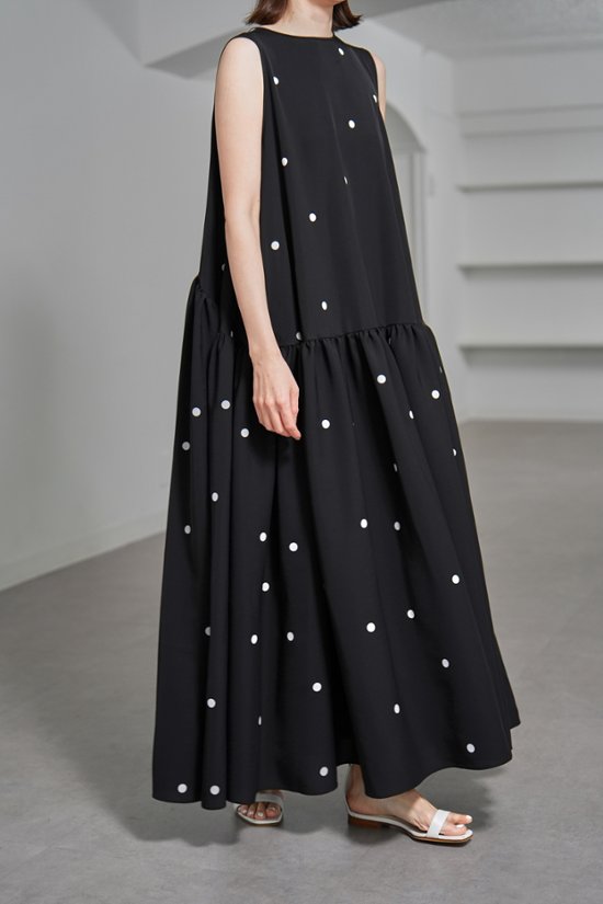 【5月末-6月中旬デリバリー予定】Nadia Dot Black/White画像