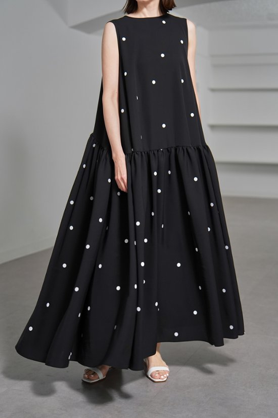 【5月末-6月中旬デリバリー予定】Nadia Dot Black/White画像