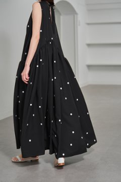 【5月末-6月中旬デリバリー予定】Nadia Dot Black/White画像