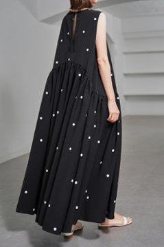 【5月末-6月中旬デリバリー予定】Nadia Dot Black/White画像