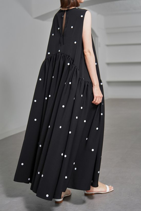 【5月末-6月中旬デリバリー予定】Nadia Dot Black/White画像