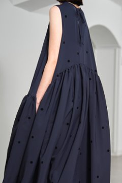 【5月末-6月中旬デリバリー予定】Nadia Dot Navy/Black画像