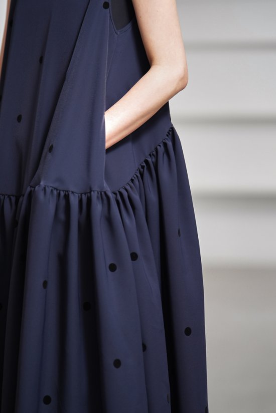 【5月末-6月中旬デリバリー予定】Nadia Dot Navy/Black画像