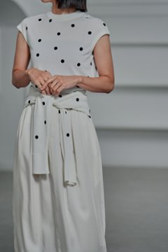Inez Sheer Dot OffWhite/Black画像