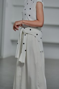 Inez Sheer Dot OffWhite/Black画像