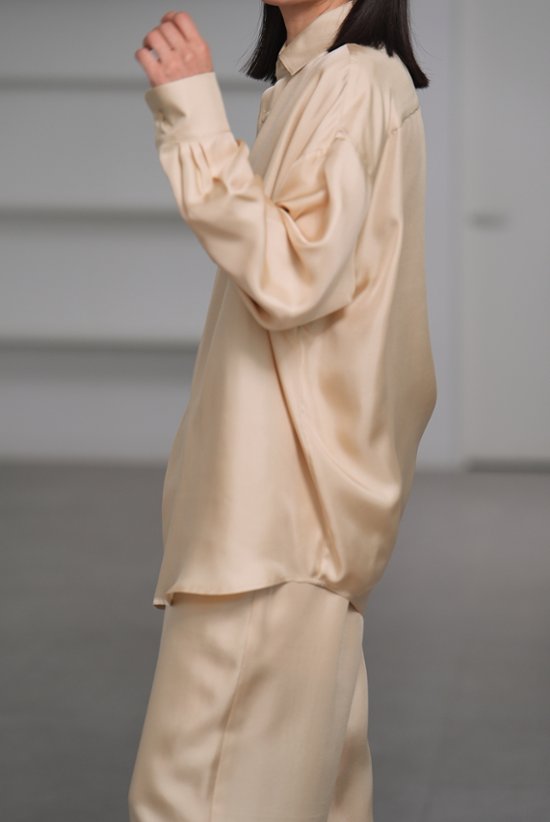 【8月末-9月上旬デリバリー予定】Ray Silk (全4色)画像