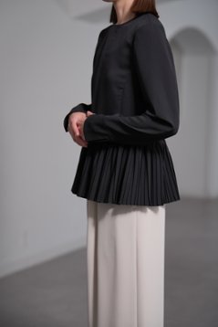 【9月中旬-9月末デリバリー予定】Bruna (全2色)画像