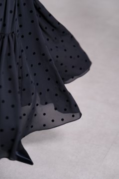 【9月中旬-9月末デリバリー予定】Michelle Mink Dot (全2色)画像