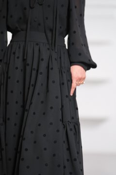 【9月中旬-9月末デリバリー予定】Michelle Mink Dot (全2色)画像