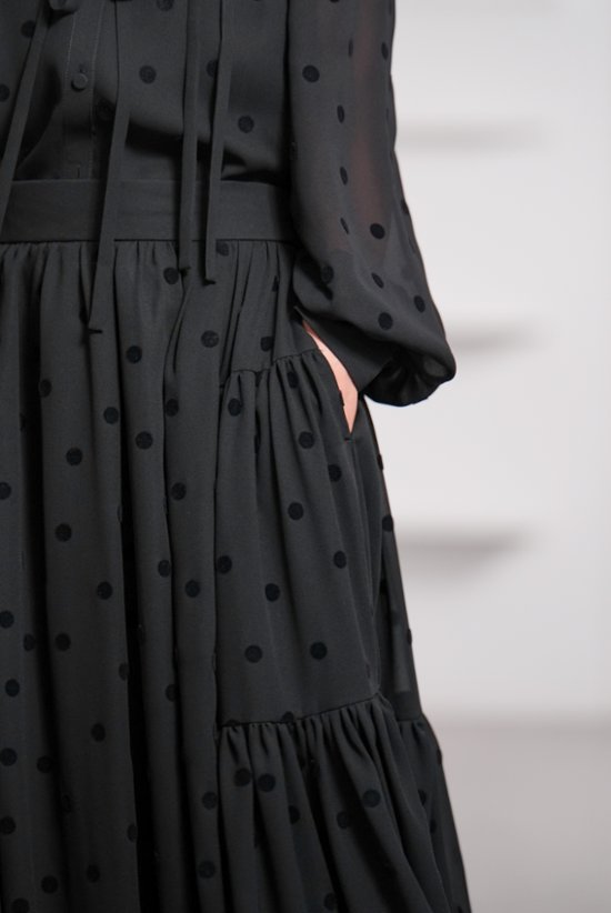 【9月中旬-9月末デリバリー予定】Michelle Mink Dot (全2色)画像