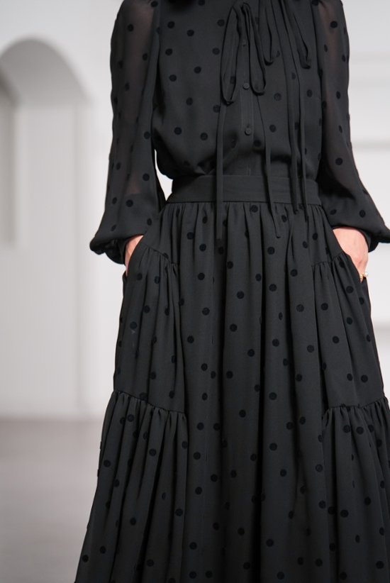 【9月中旬-9月末デリバリー予定】Michelle Mink Dot (全2色)画像