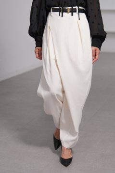 【9月中旬-9月末デリバリー予定】Louis (全2色)画像