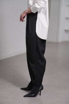 【9月中旬-9月末デリバリー予定】Louis (全2色)画像