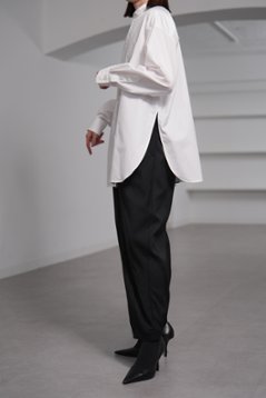 【9月中旬-9月末デリバリー予定】Louis (全2色)画像