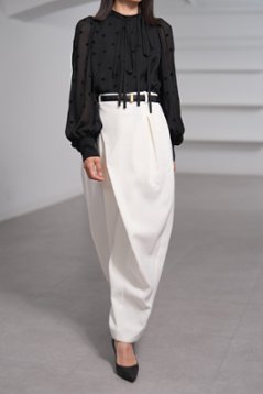 【9月中旬-9月末デリバリー予定】Louis (全2色)画像