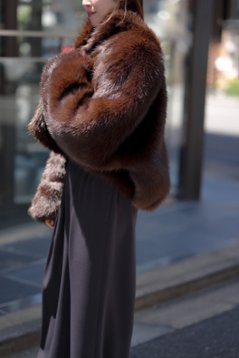 【11月中旬-11月末デリバリー予定】Neri Luxe Fur画像