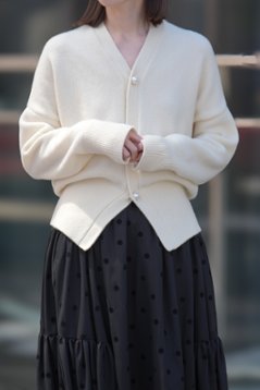 【10月末-11月上旬デリバリー予定】Emilia Pearl (全4色)画像