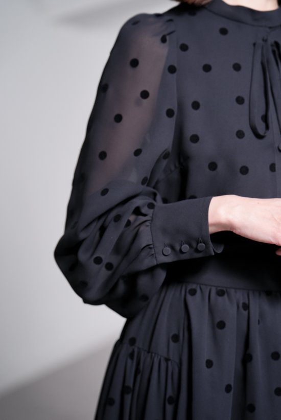 【9月中旬-9月末デリバリー予定】Rosie Mink Dot (全2色)画像