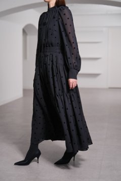 【9月中旬-9月末デリバリー予定】Rosie Mink Dot (全2色)画像