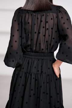 【9月中旬-9月末デリバリー予定】Rosie Mink Dot (全2色)画像