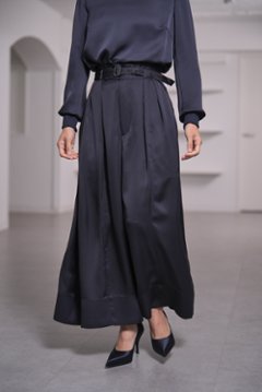 Fred Satin Navy画像