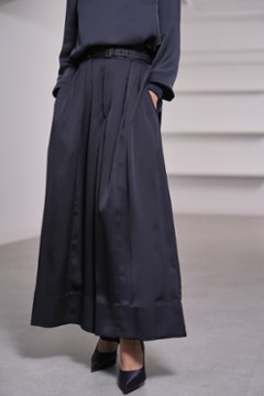 Fred Satin Navy画像