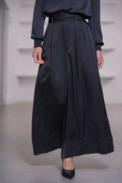 Fred Satin Navy画像
