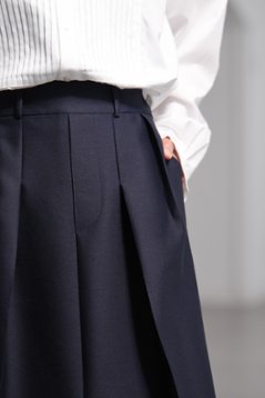 【11月上旬-11月中旬デリバリー予定】Giselle Silk Wool Navy画像