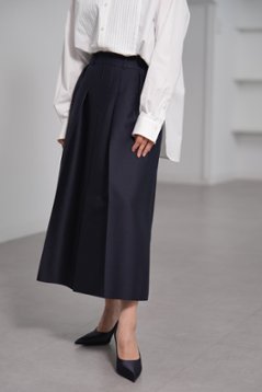 【11月上旬-11月中旬デリバリー予定】Giselle Silk Wool Navy画像