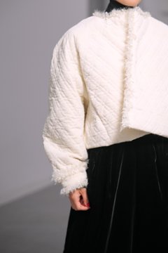 【11月中旬-11月末デリバリー予定】Neri Velvet Quilt Off White画像