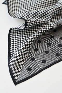 Tanya Houndstooth Polka画像
