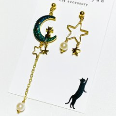 月と星の猫ピアス*ブルーの画像