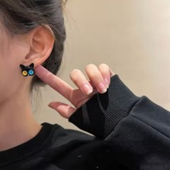 黒猫ピアス*オッドアイ画像