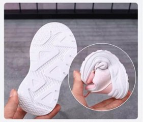 クロミちゃん ハローキティ 子ども 靴 短靴 スニーカー シューズ カジュアルシューズ 女の子ピンク パープル 2色 13.3cm-18.3cm 通園 通学 遠足 ハイキング ジョギング 旅行 送料無画像